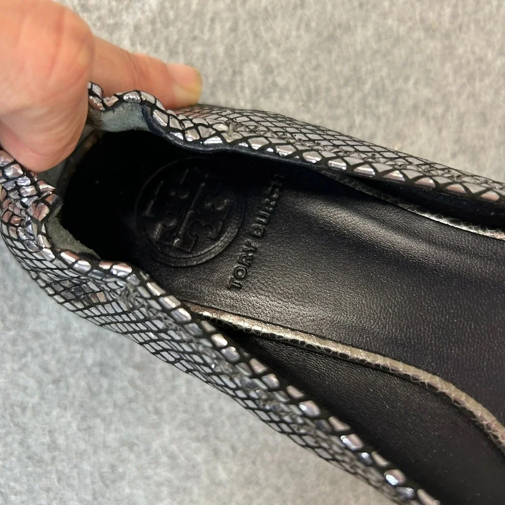 Tory Burch Platinum Silver Embossed Reva Leather Flats Slip On Shoes Size 7.5 M